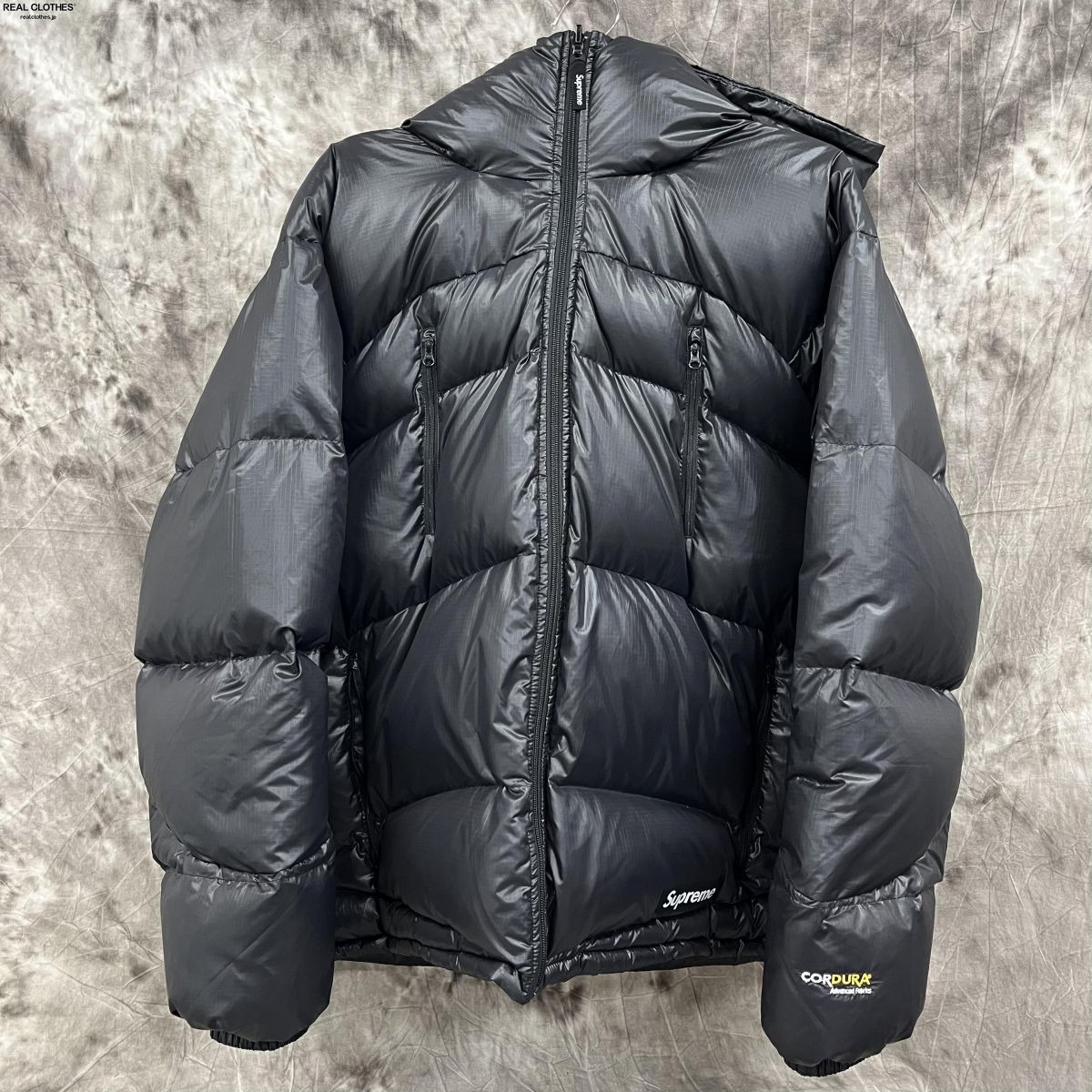 Supreme/シュプリーム【22AW】Reversible Featherweight Down Puffer  