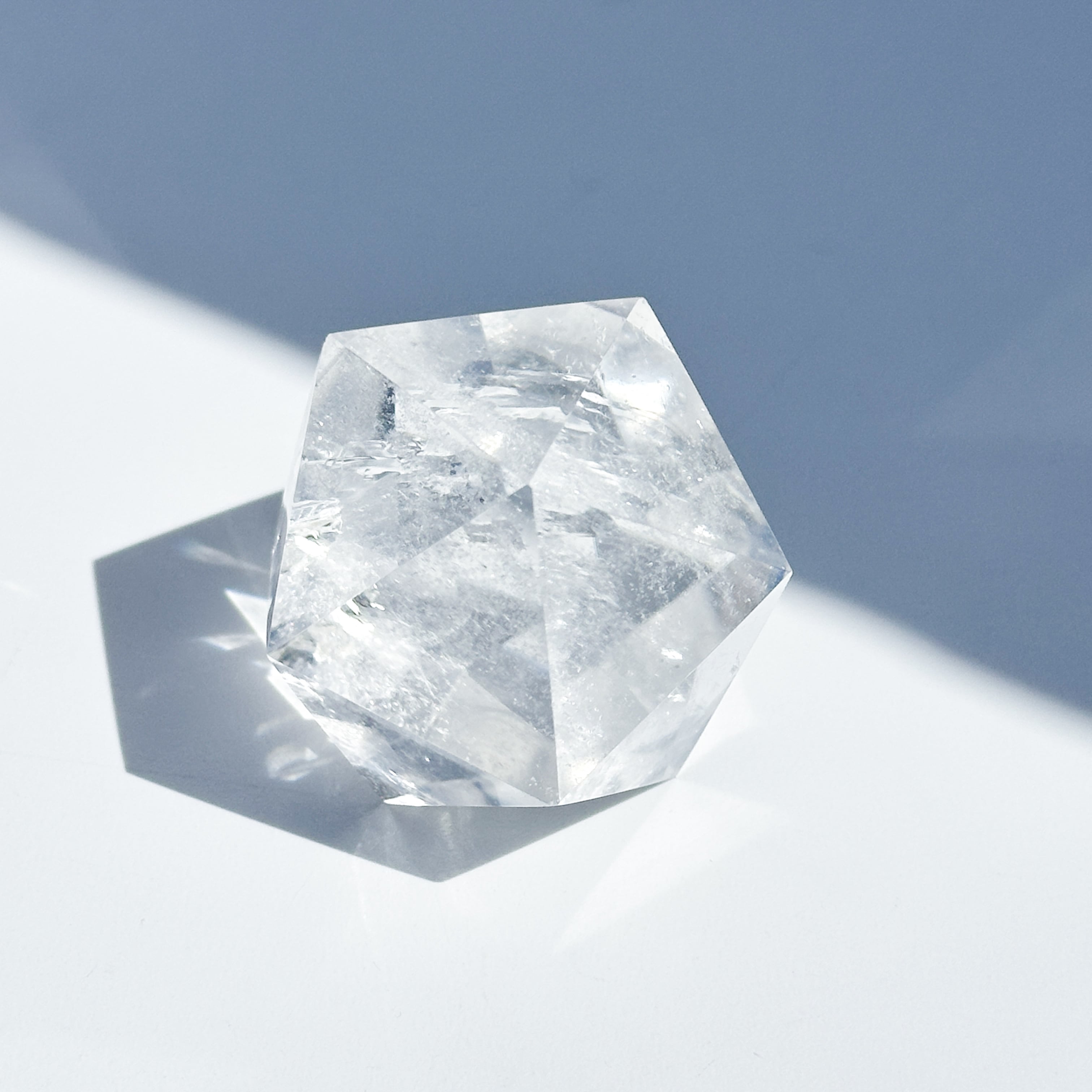 ミナスジェライス産クリアクォーツ 正二十面体75◇ Clear Quartz