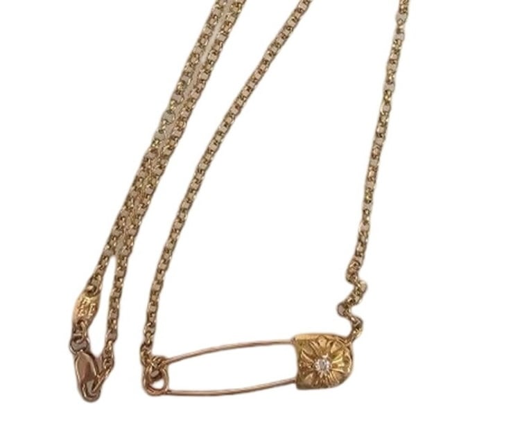 CHROME HEARTS クロムハーツ Small CHPlus Safety Pin Necklace CHROME HEARTS クロムハーツ Small CHPlus Safety Pin Necklace