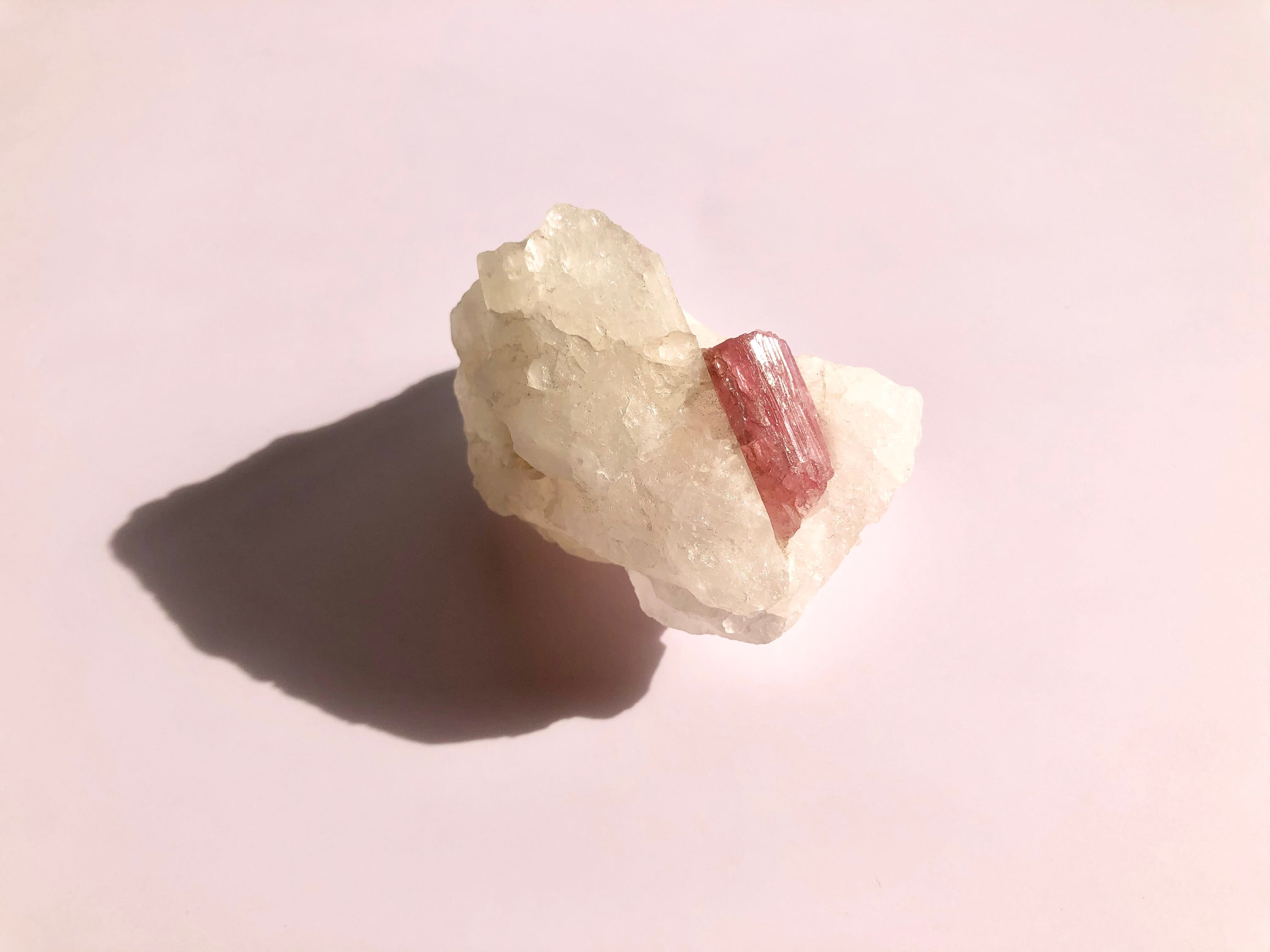 愛の女神⭐︎ピンクトルマリン in クリスタル