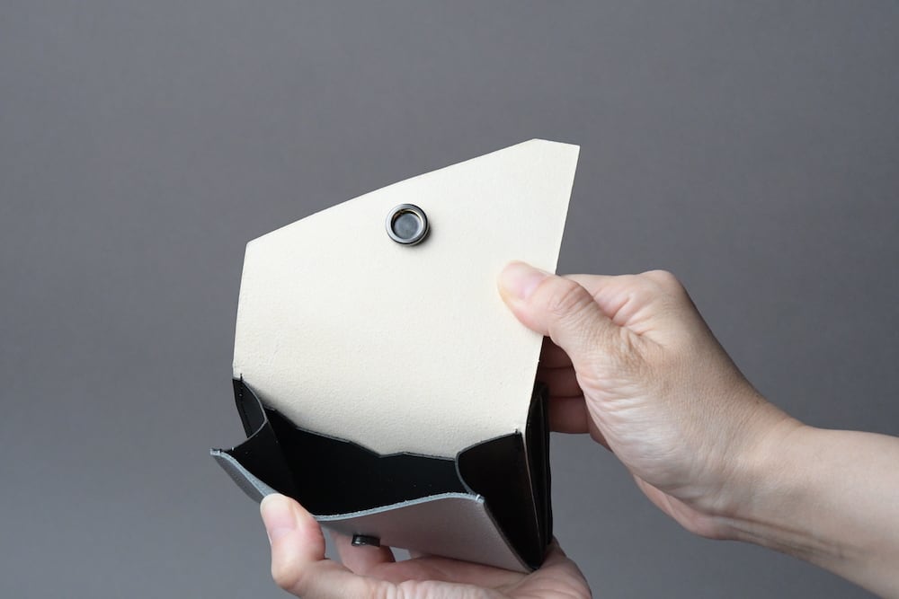 Double Flap WALLET □ホワイト-ライトグレー-Qブラック Double Flap WALLET □ホワイト-ライトグレー-Qブラック