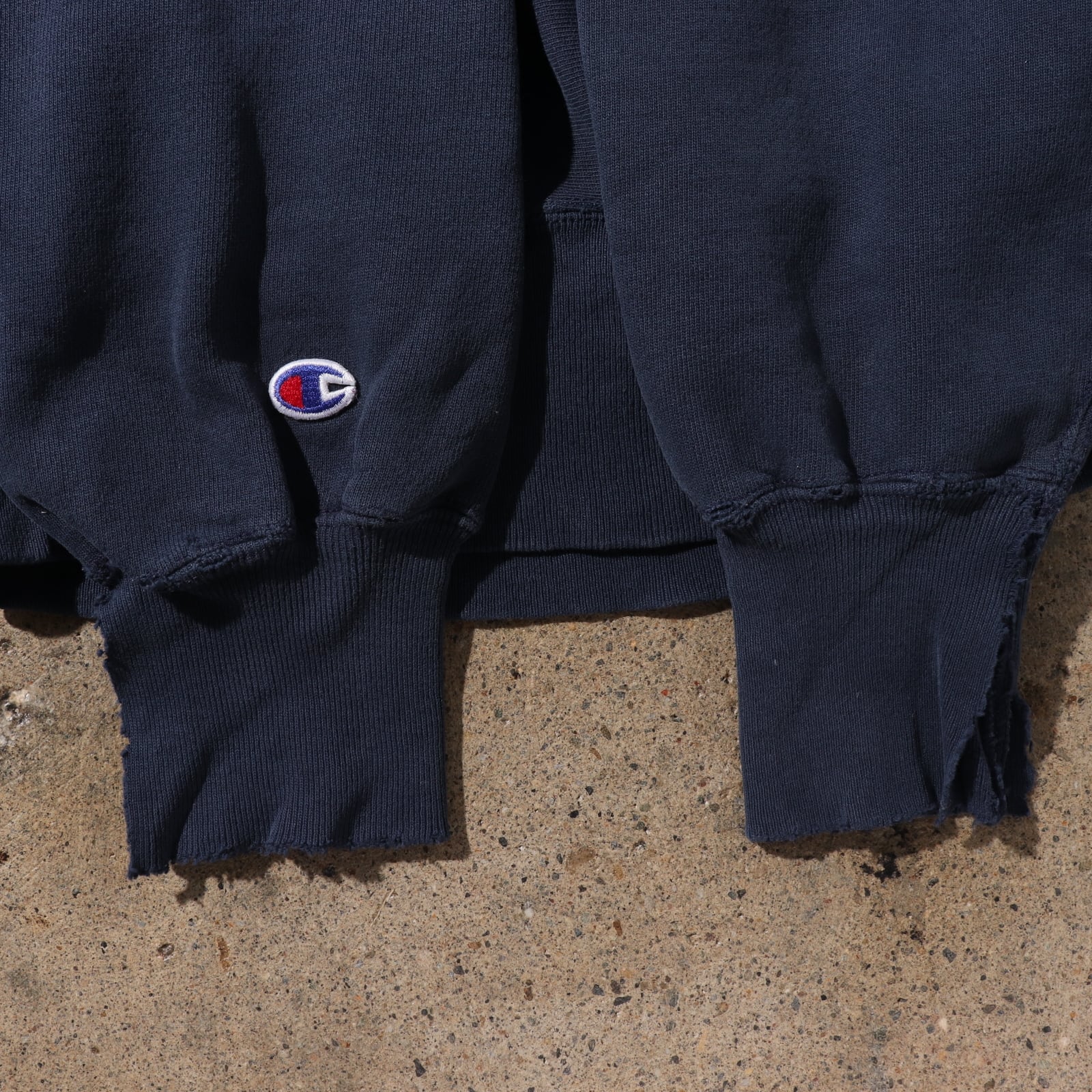 Used 90s L リバースウィーブ IOWA ネイビー 紺色 チャンピオン Used 90s L リバースウィーブ IOWA ネイビー 紺色 チャンピオン