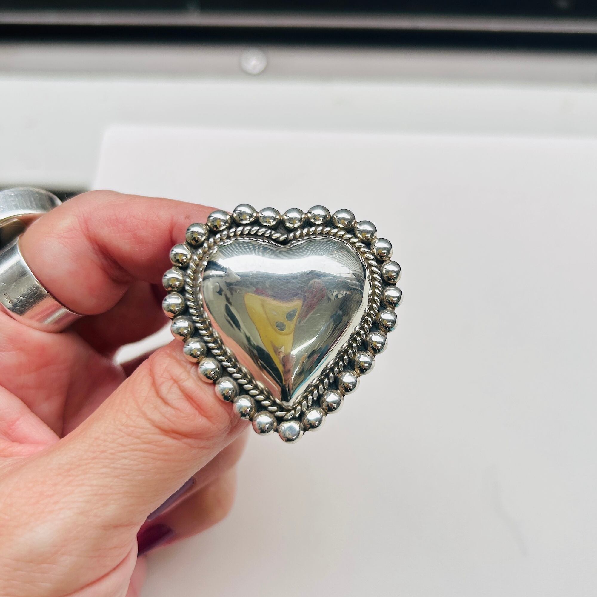 ヴィンテージ本真珠ブローチ STERLING刻印(欧州銀製品の証) 正統派 ドイツ製 すずらんのヴィンテージブローチ/silver925×オックス