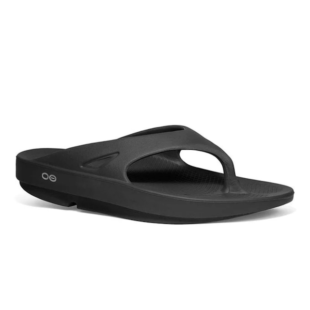 oofos  OOYEA  (black)