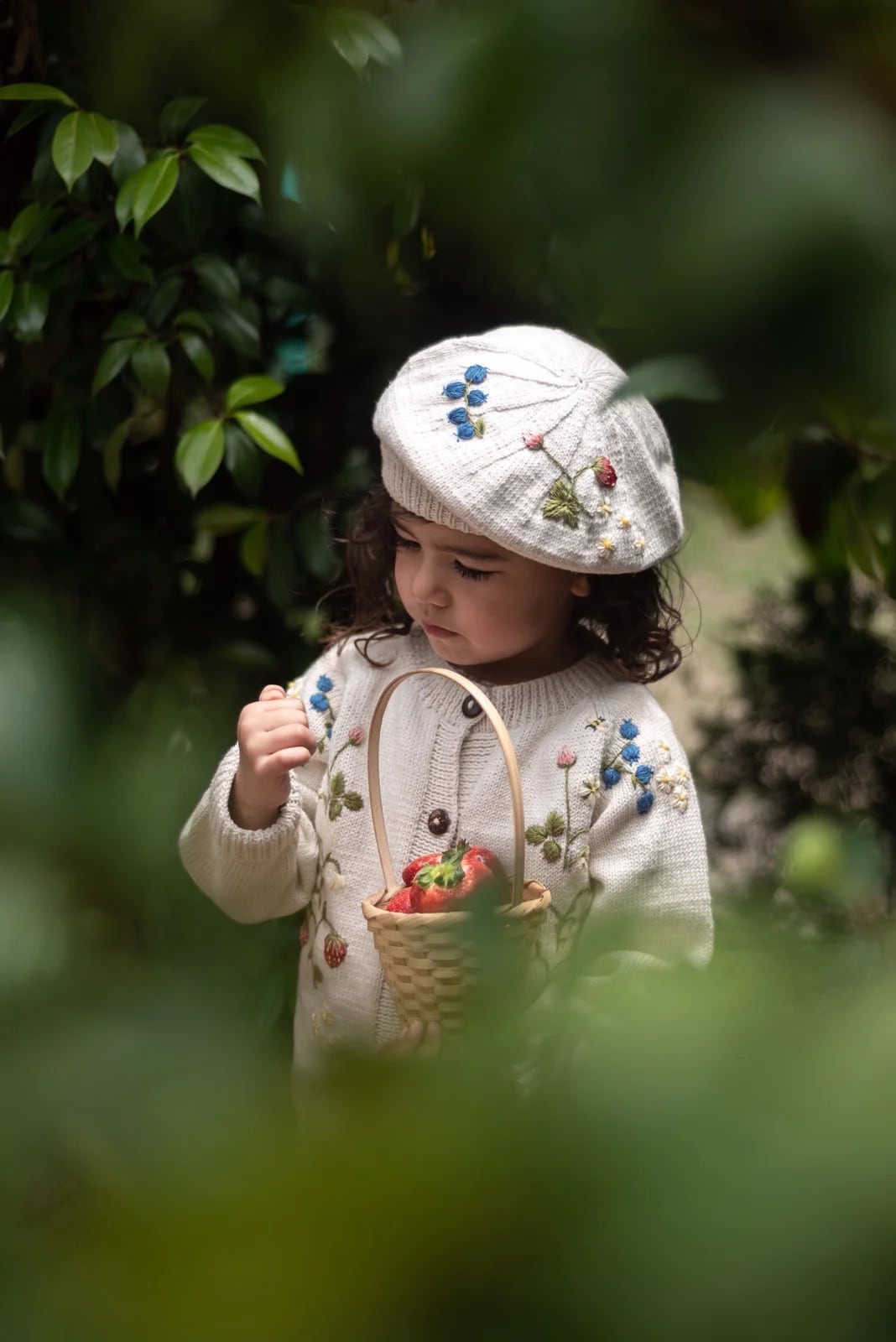 Shirley Bredal / Strawberry cardigan - Marshmellow 9m, 12m