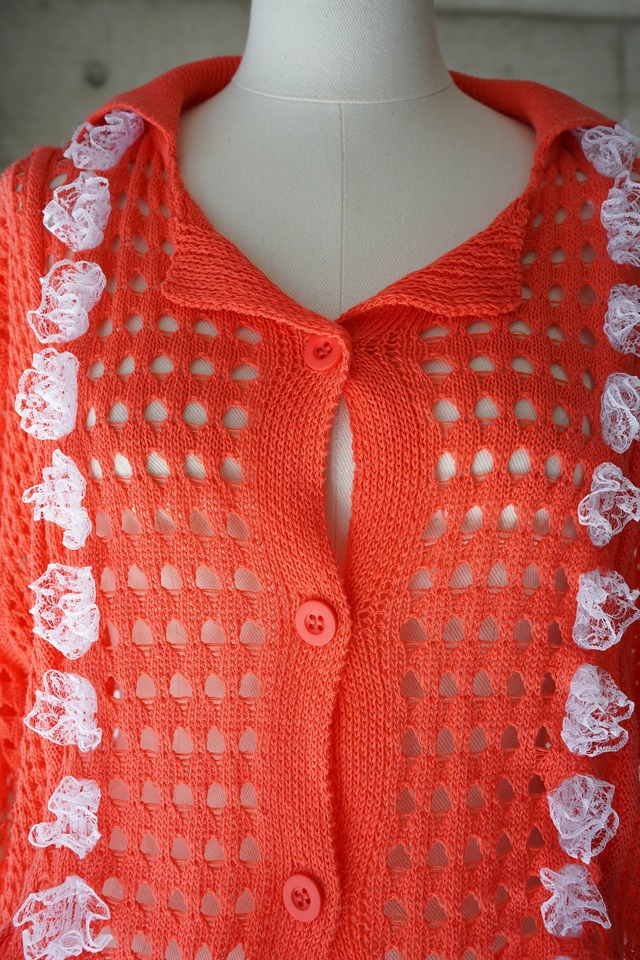 CROCHET TOP FRILL HEM