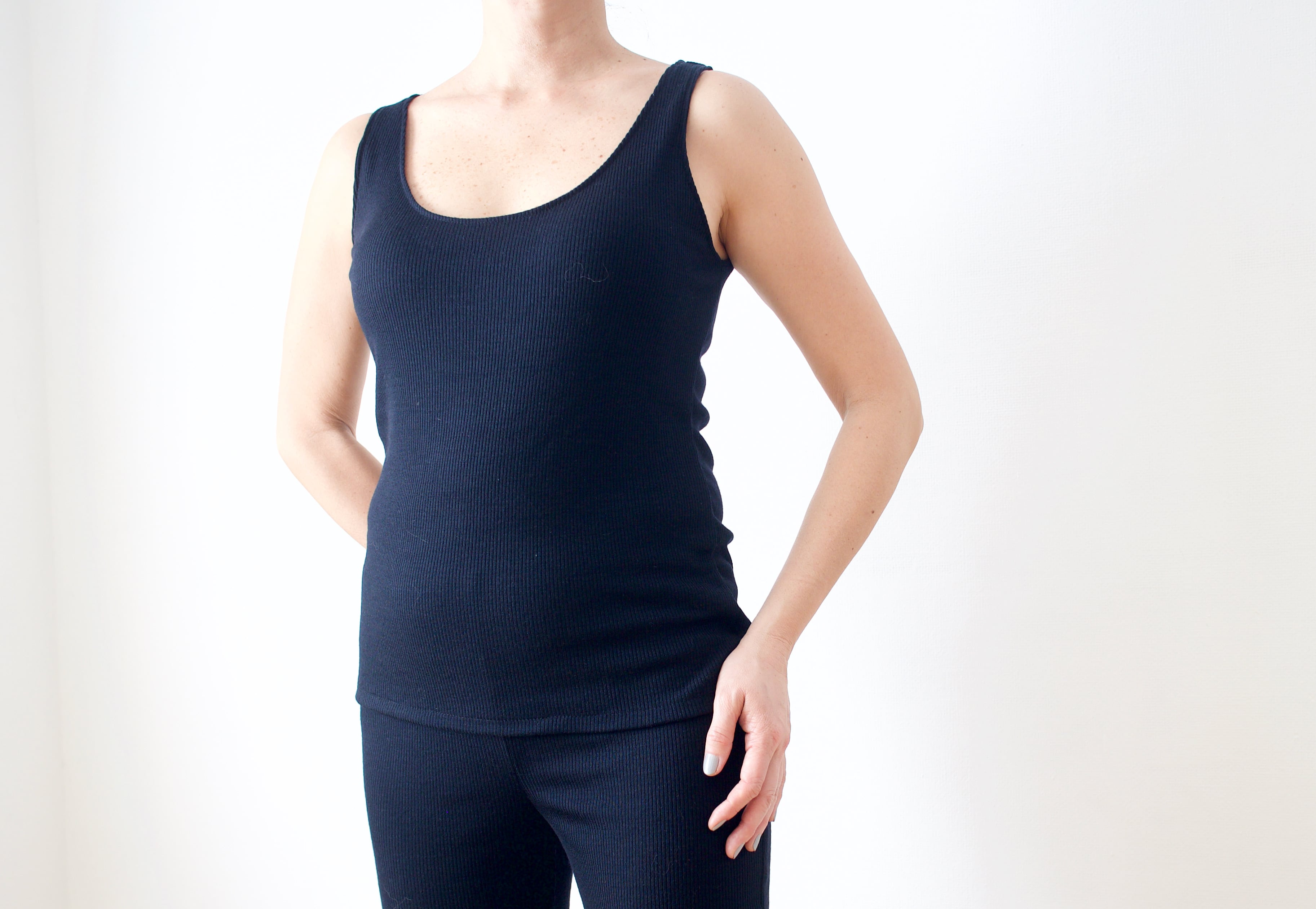 ウール100% <ウールリブタンクトップ> ダークネイビー
