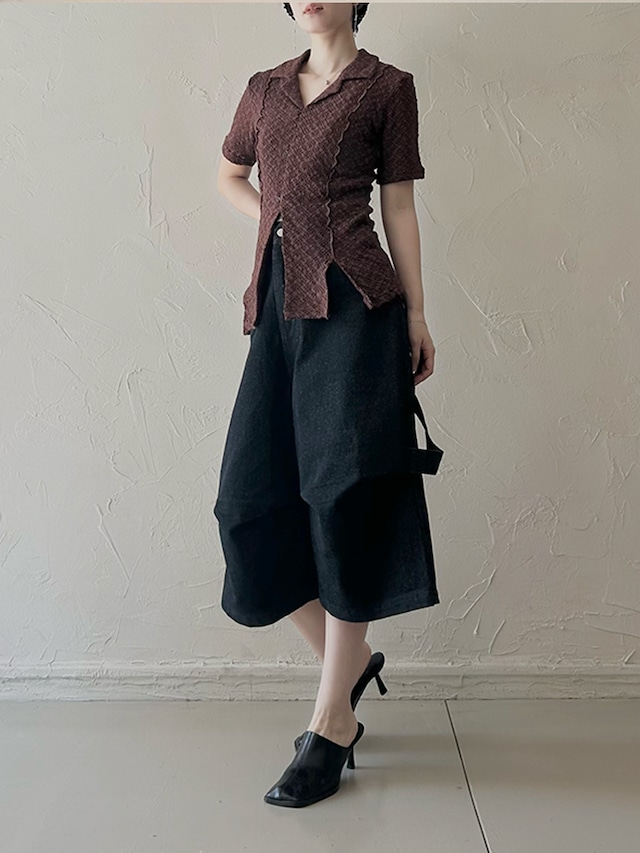 Lace Slit Shirt / BROWN