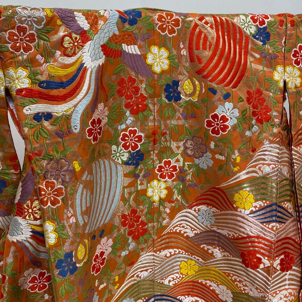 色打掛 正絹 鶴 刺繍 オレンジ 打掛 Mサイズ 裄66 花嫁衣裳 婚礼 リサイクル 中古 ブライダル ウエディング 着物 3957 色打掛 正絹 鶴 刺繍 オレンジ 打掛 Mサイズ 裄66 花嫁衣裳 婚礼