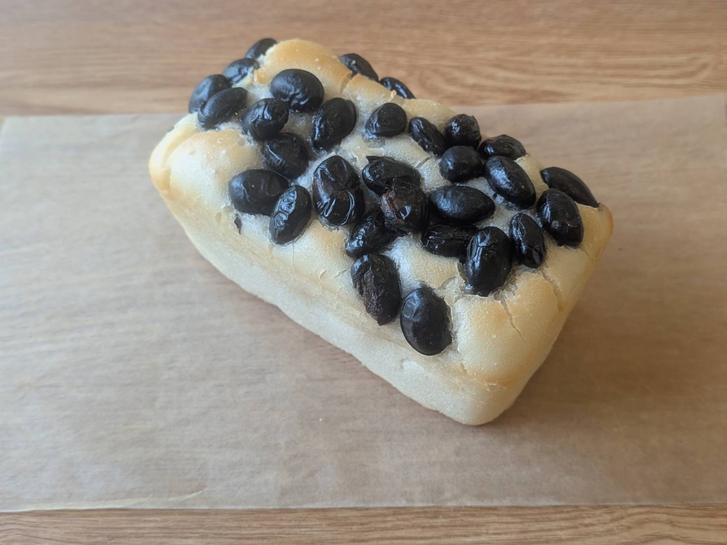 黒豆食パン