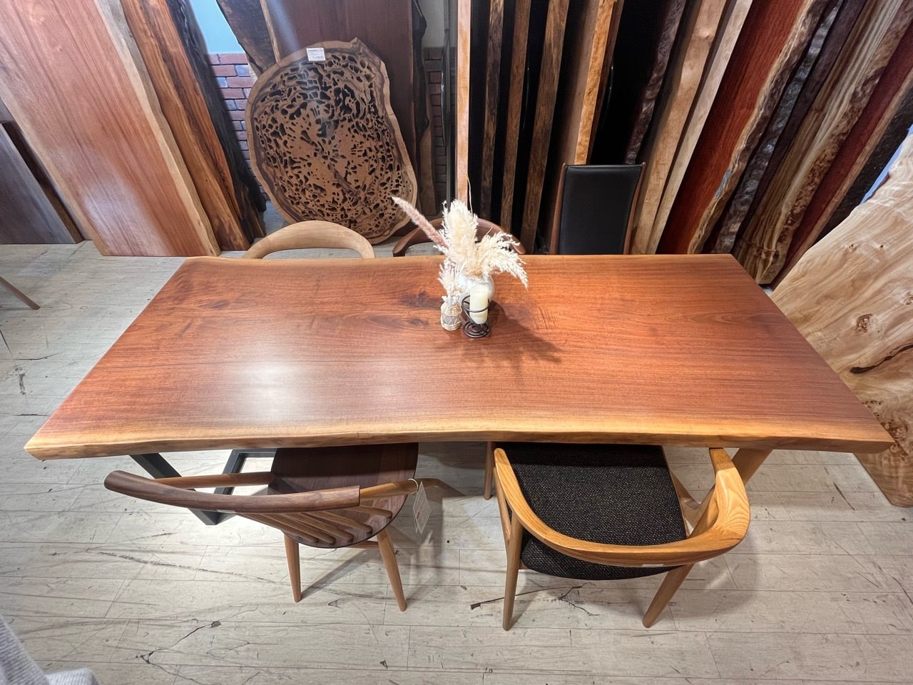 ウォールナット_2005×820-760-780×54_横浜元町店_テーブル天板/一枚板