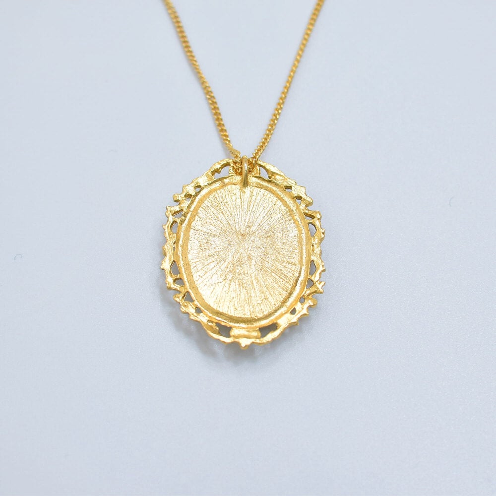 プチポワン風 花刺繍 デザイン ペンダント ネックレス ゴールド 首飾り