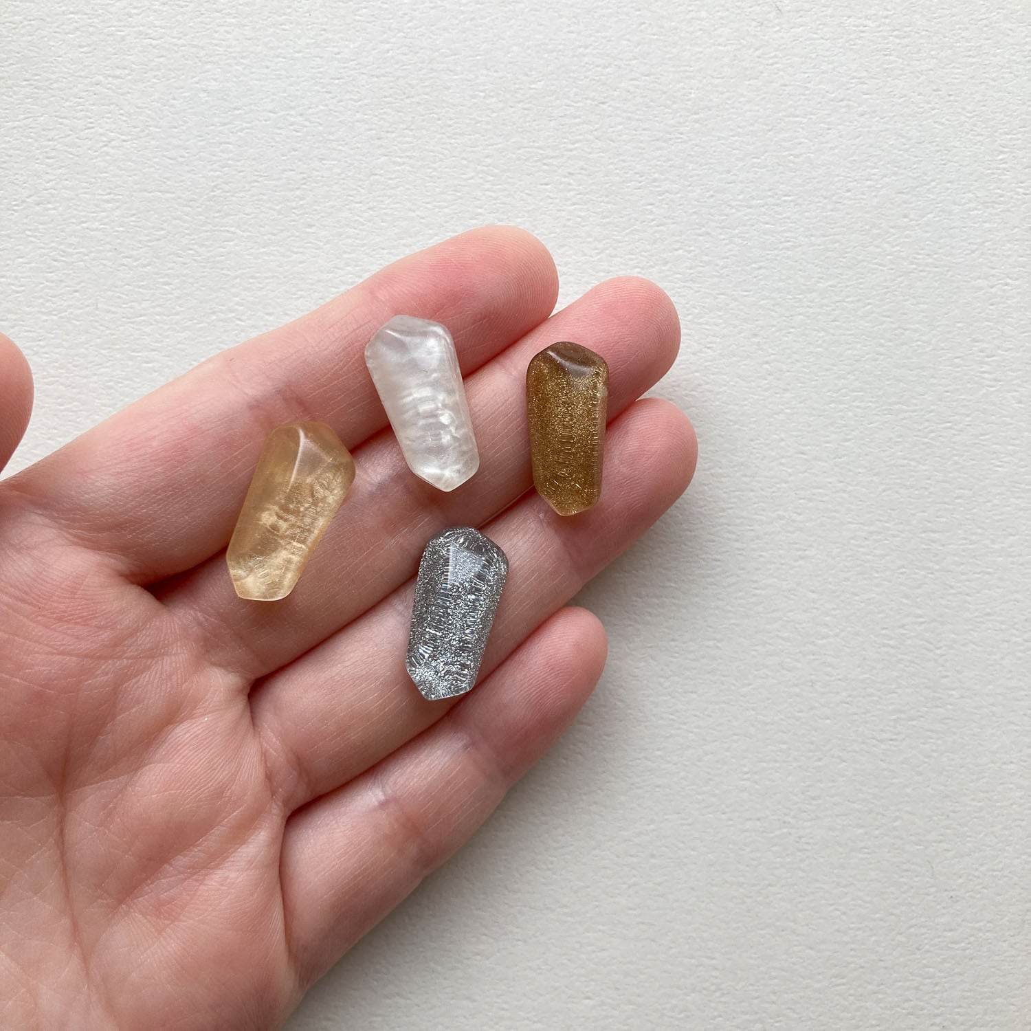 再入荷〉細長クリスタル風ラメ入りカボション | Dua-アクセサリー