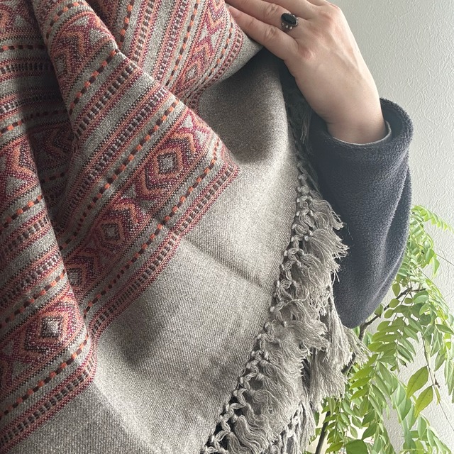 ランバニ（バンジャラ）刺繍 手織りコットンストール　G　【送料無料】