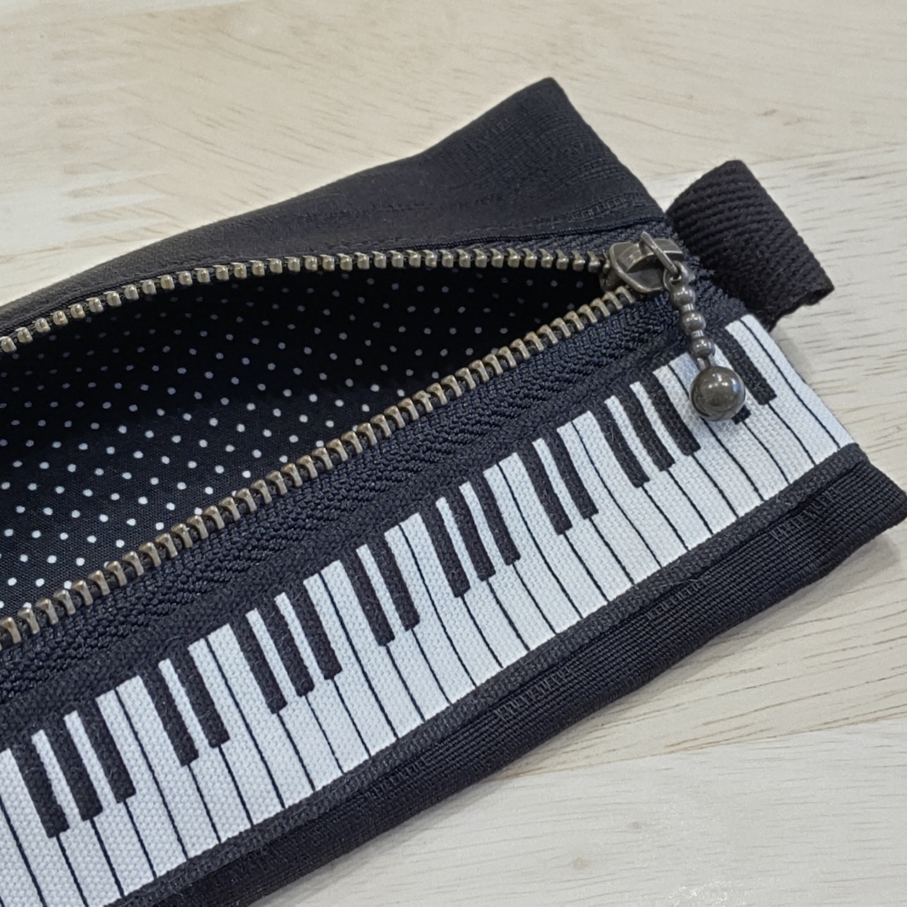 chiku-chiku フラットペンケース 楽譜・鍵盤