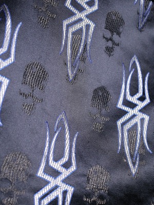 glossy fabric spiky skull pattern oversize s/s shirt