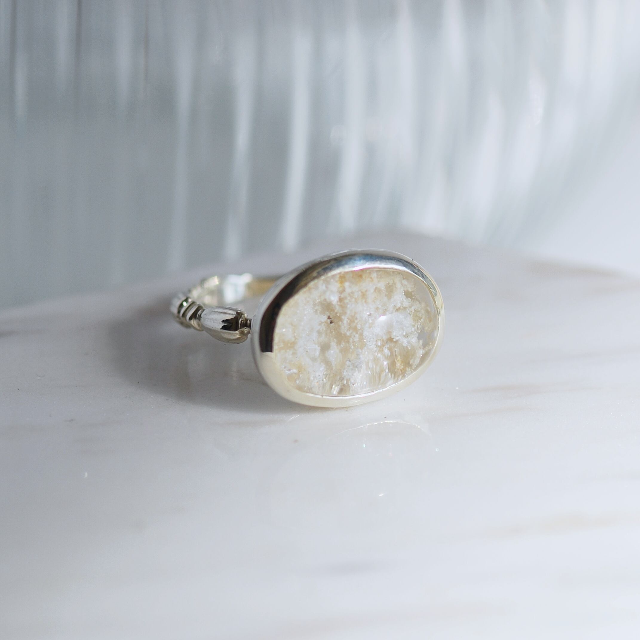 White Gardenquartz ホワイトガーデンクォーツ リング 【1点限定 