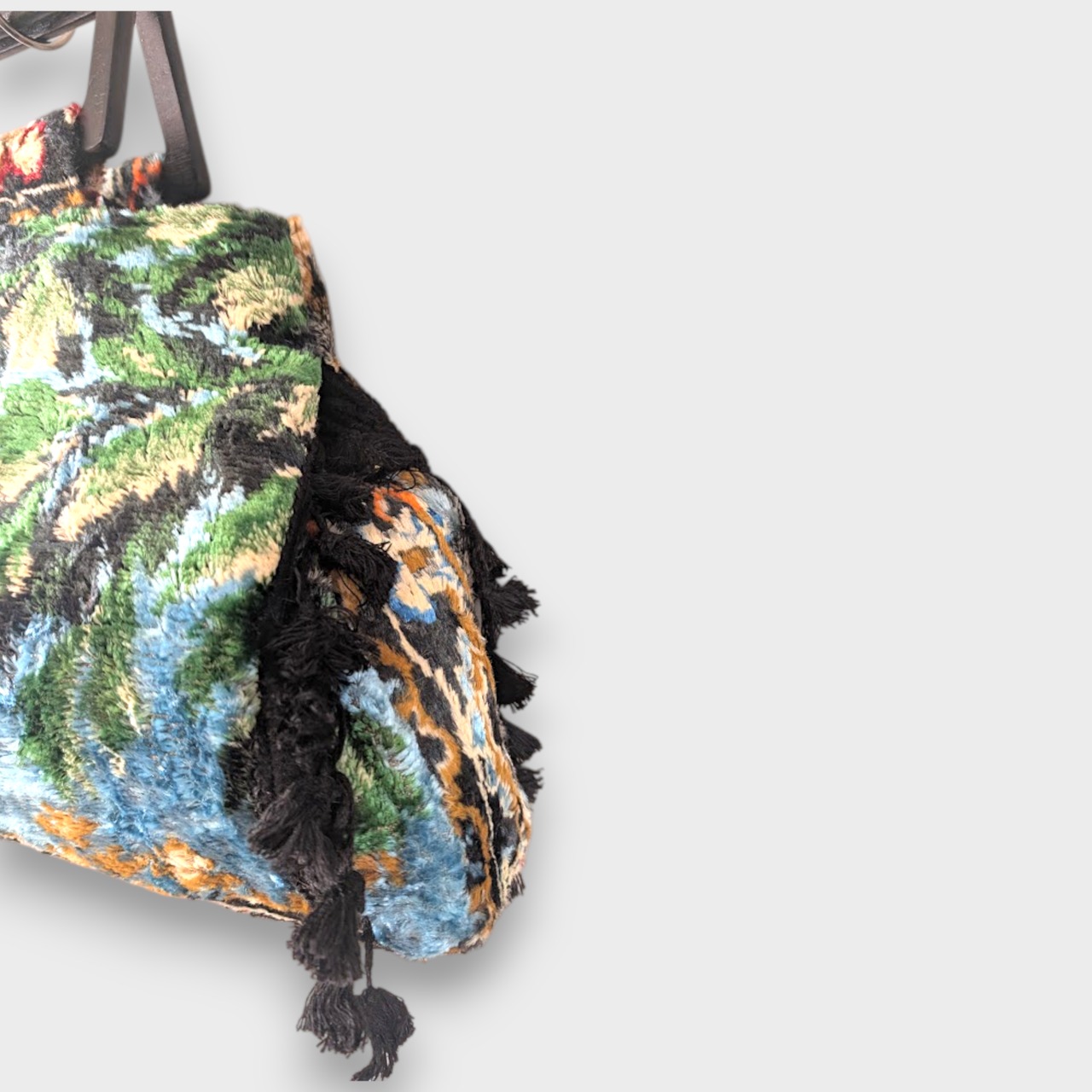 Vintage Tapestry Convertible Side Tassel Bag – Coastal Scene