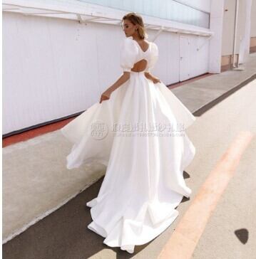 高品質！ パーティードレス イトホワ オフショルダー トレーン 背中  