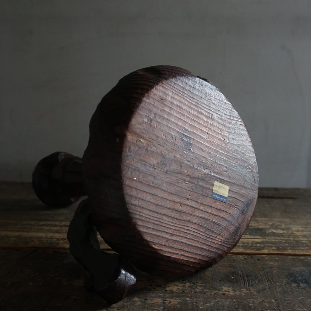 古いスペインの木製キャンドルスタンド