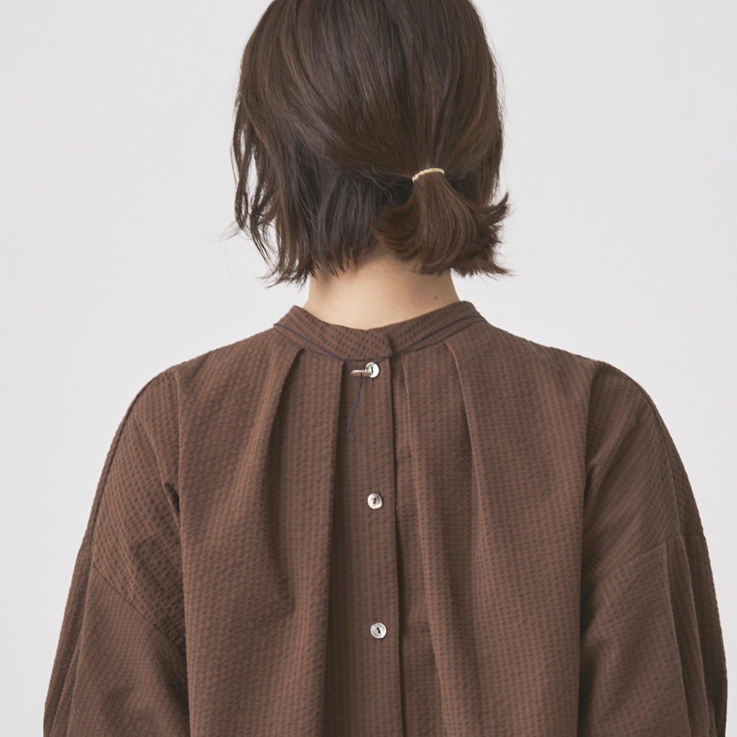サッカーストライプ 2wayタック5分袖ブラウス | somewearclothing