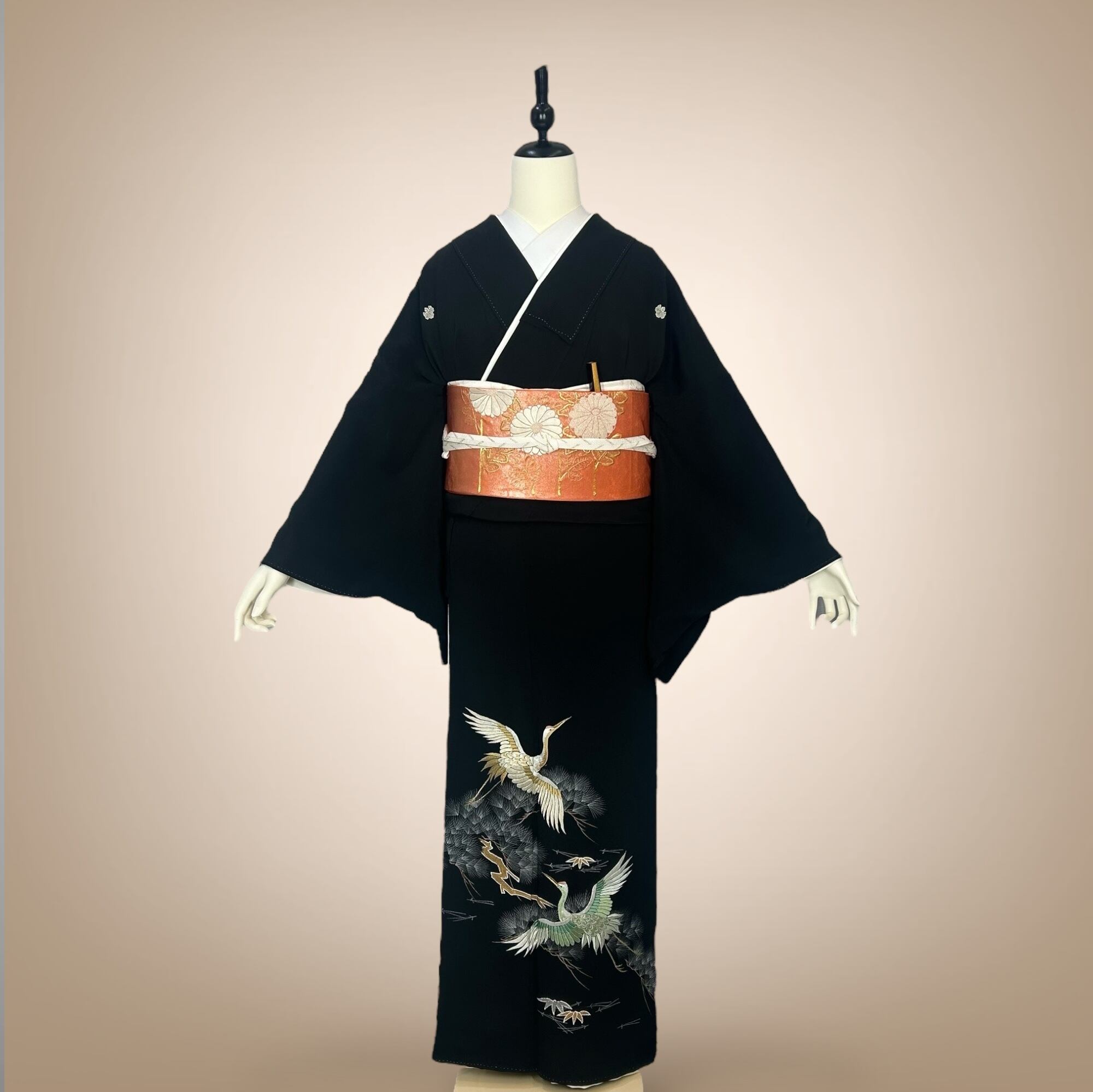 黒留袖セット 草履バッグ以外のフルセット 販売品】黒留袖セット | きもの