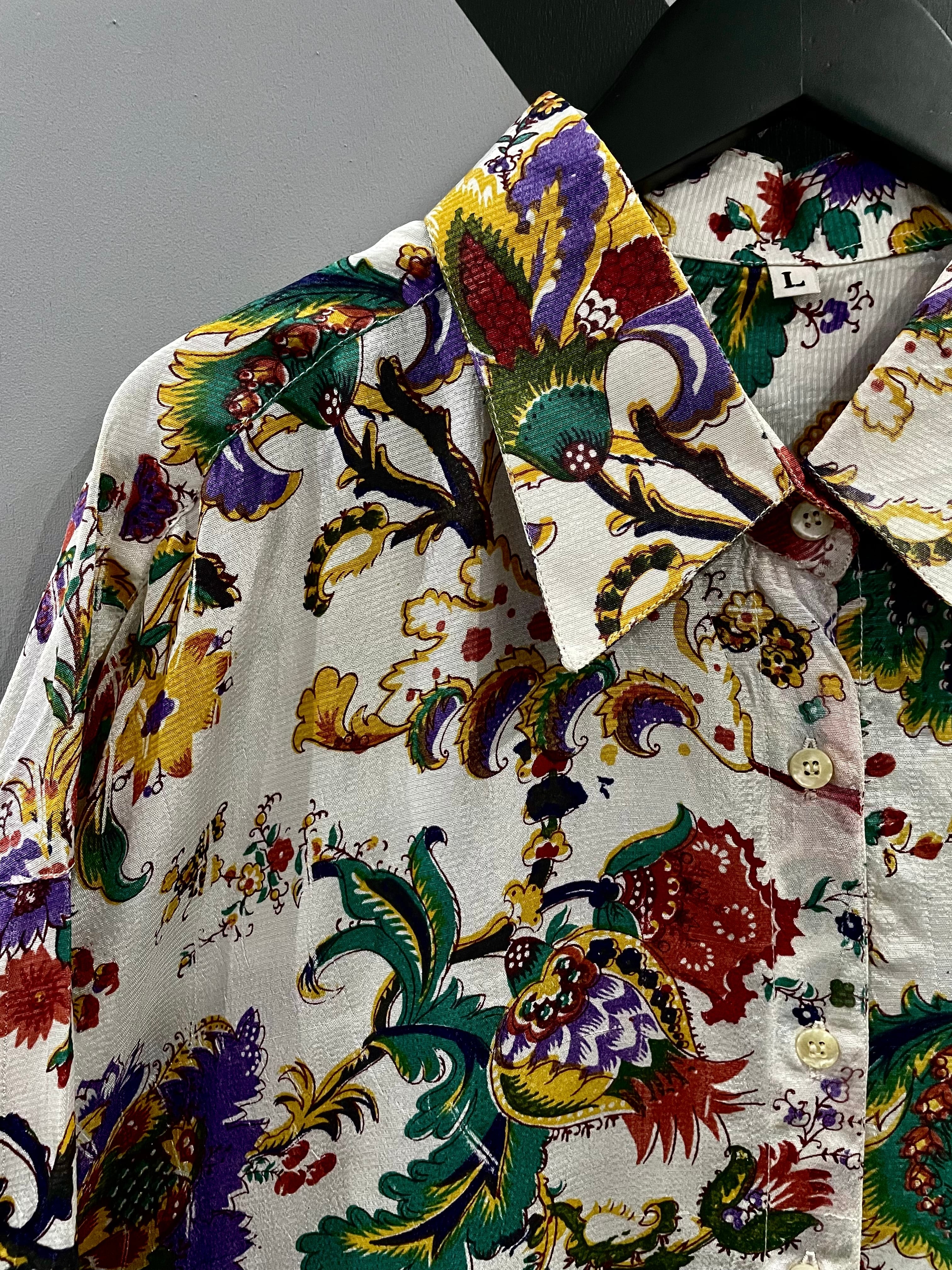 X VINTAGE】Beautiful Flower Pattern Vintage Loose Shirt | Caka 