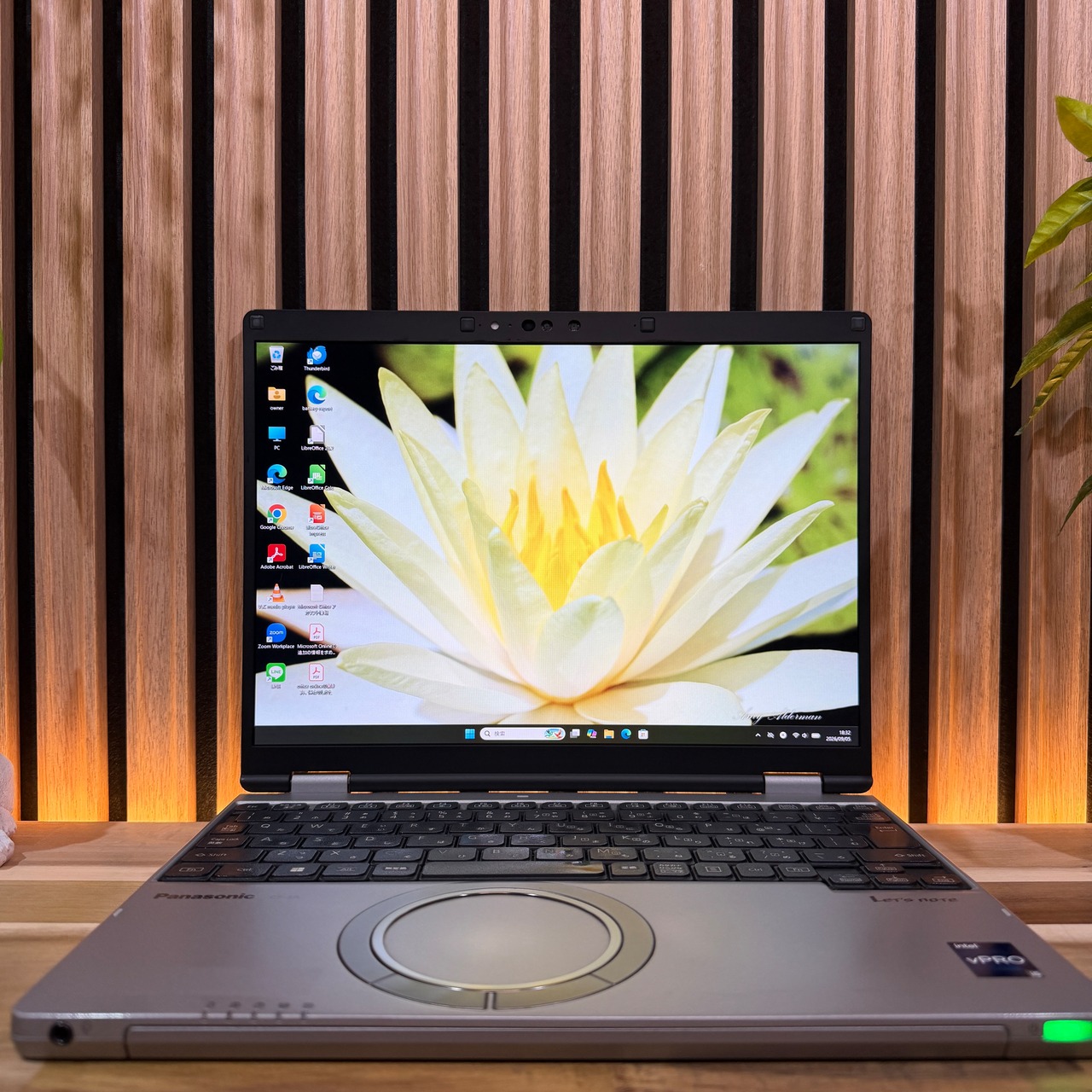 ☘️最新2023年発売☘️16GB搭載‼️レッツノート SR3☘️第12世代☘️SSD256GB☘️Core i5☘️12.4型☘️ノートパソコン