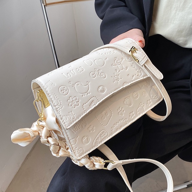 スタイルレッドシングル ハンドバッグ メッセンジャーバッグ Tiancai_Wing_Bag66047366185