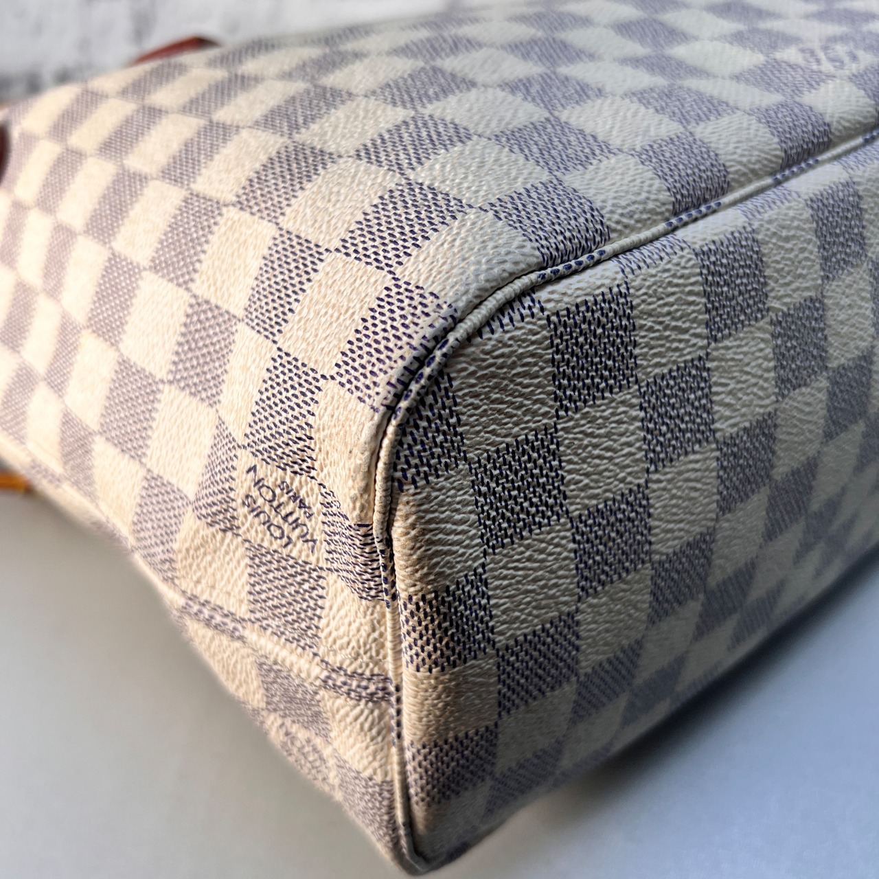 LOUIS VUITTON ルイヴィトン ダミエ アズール   レザー ハンドバッグ ホワイト A-12287