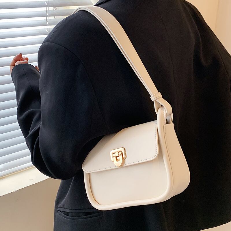 サマー 夏物 スクウェア メッセンジャーバッグ Tiancai_Wing_Bag35112570205