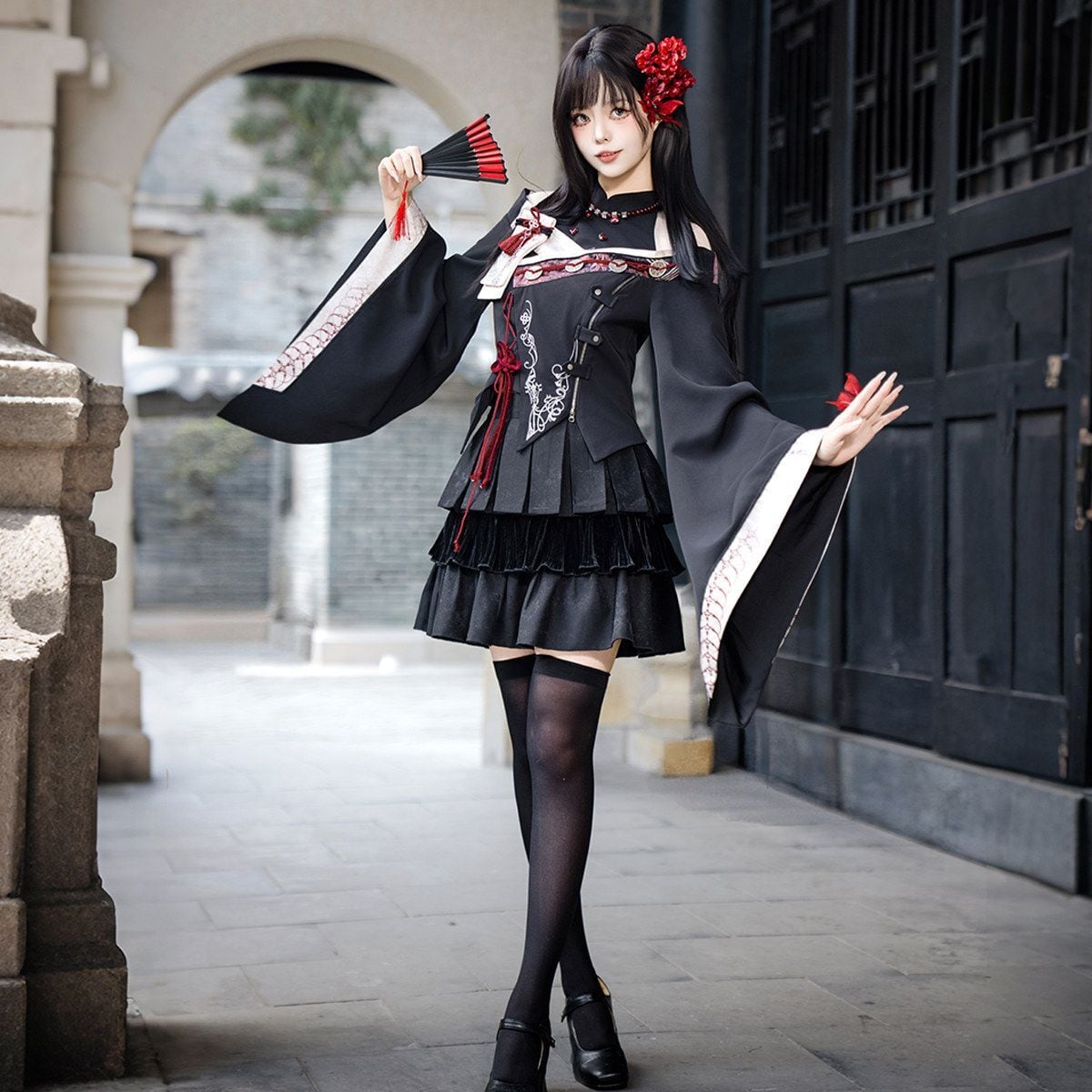 黒紅華チャイナゴシックフレアセットアップ | Maiden's Rêve
