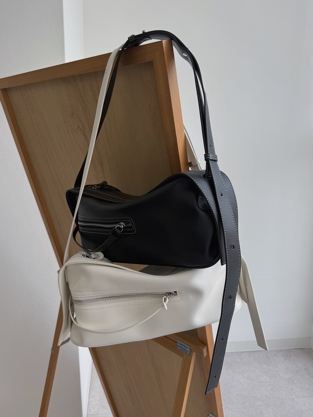 wide belt soft leather bag