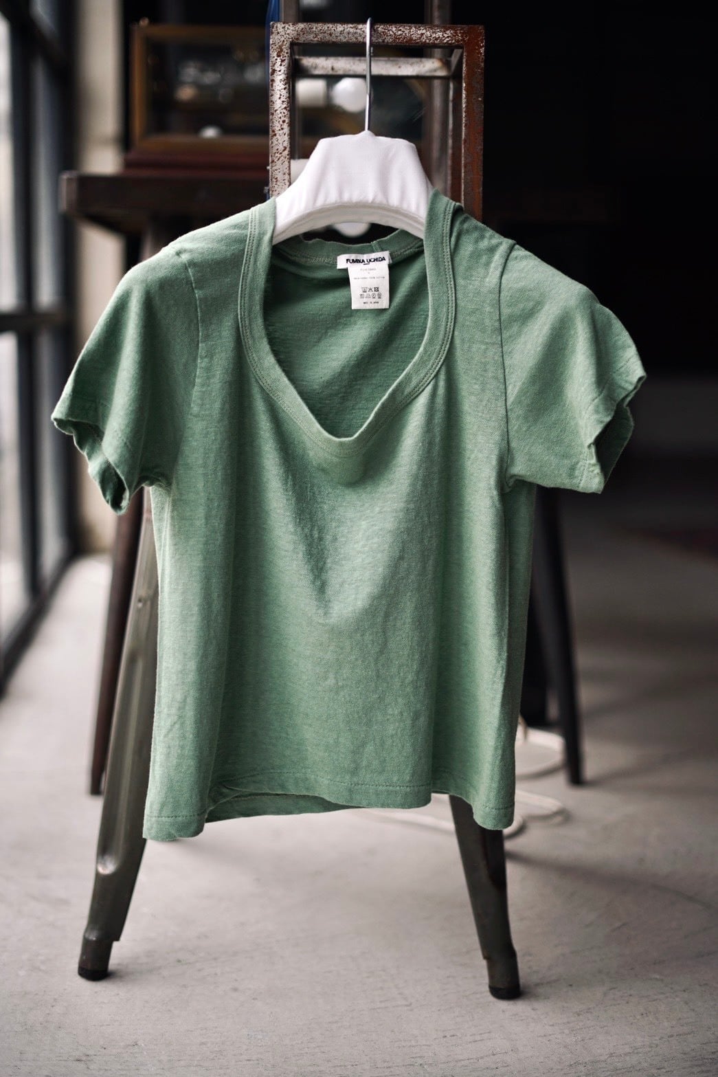 Tシャツ(半袖+袖なし) FUMIKA_UCHIDA - FUMIKA UCHIDA SEPARATE SHORT-SLEEVE T FUMIKA_UCHIDA / Trapezoid neck T-shirt (CORAL , IVORY , NAVY