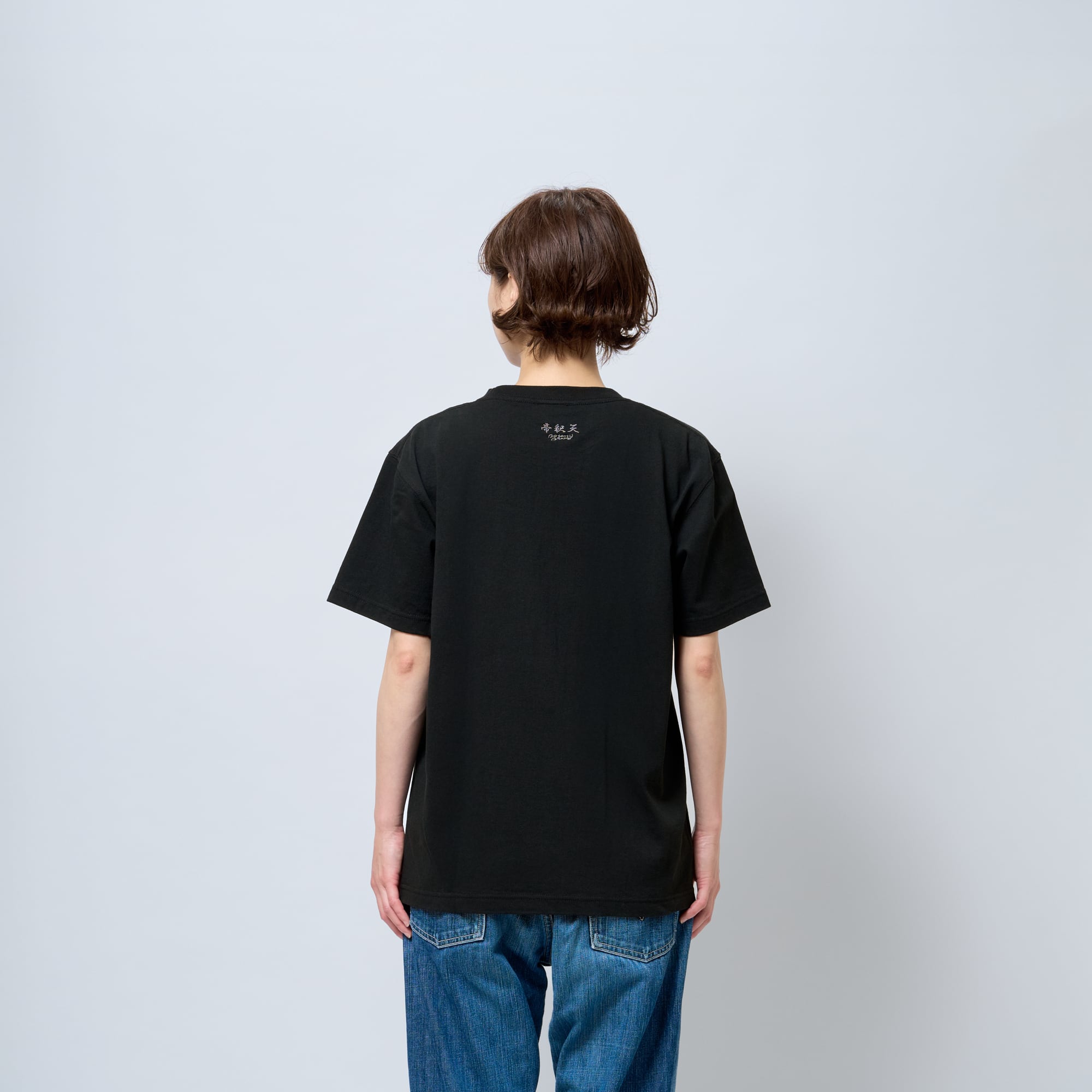 帝釈天 仏像 オーセンティックスーパーTシャツ (刺繍) ブラック 7.1oz