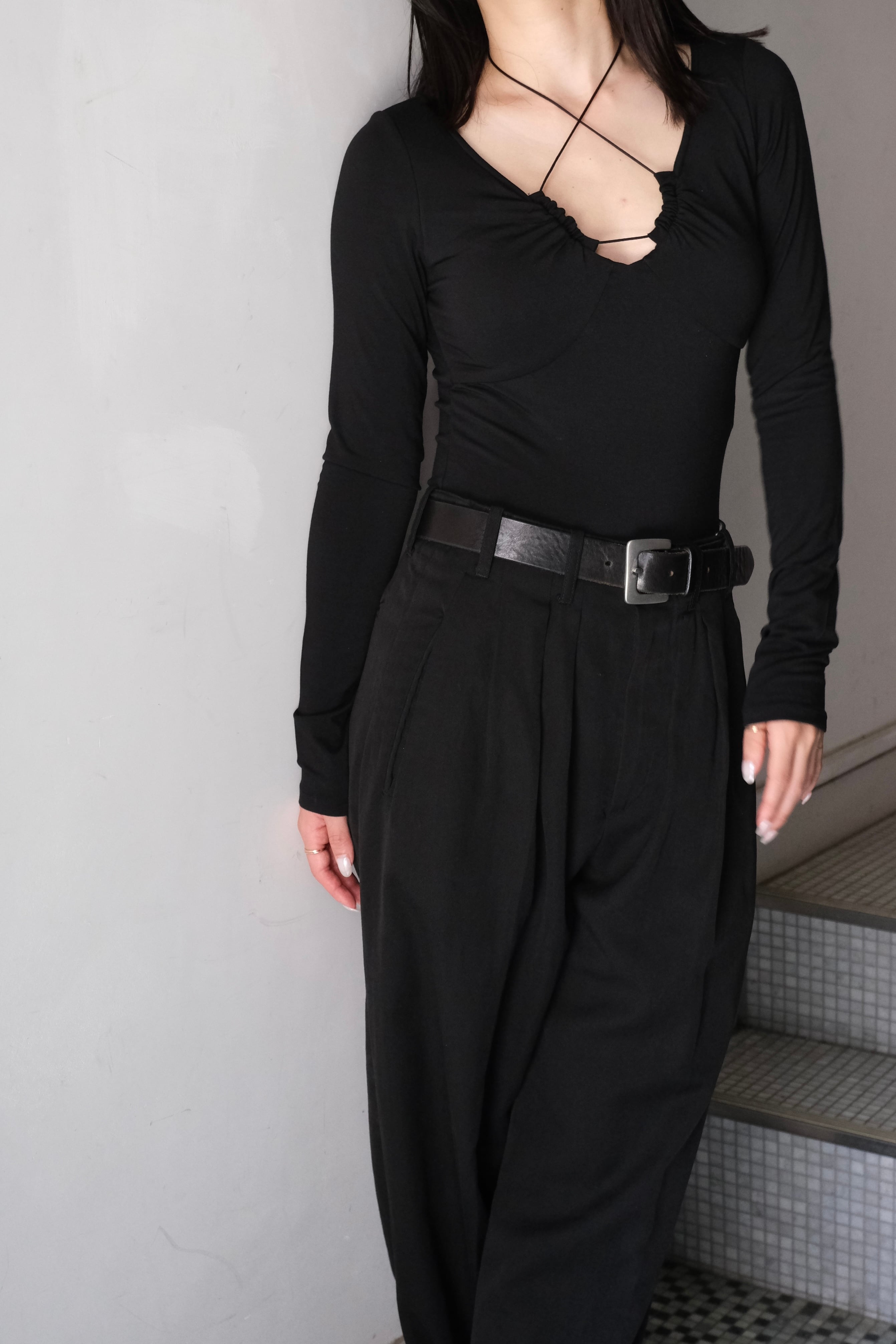 【 determ;】Scoop-Neck Bodysuit ( black )