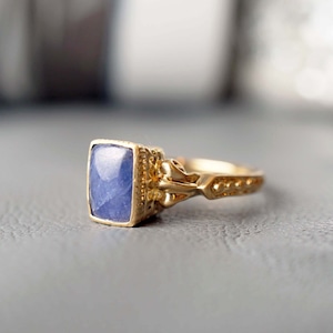 One n' Only / Sapphire Ring（R234-SA）