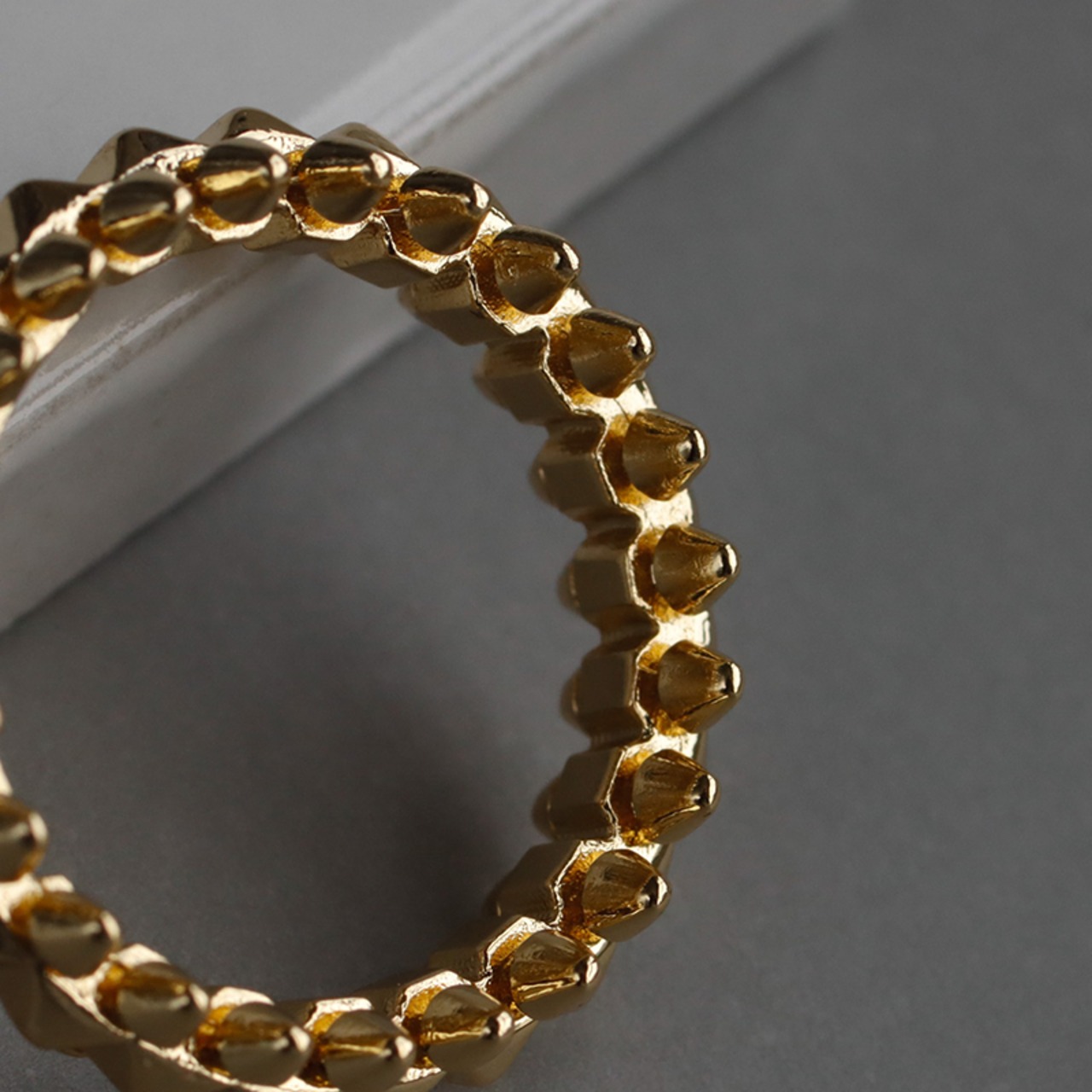 【ネコポス便】金属アレルギー対応 リング 12号相当 ワンサイズのみ スパイク リング 指輪 レディース ステンレス 18K 高見え 上品 大人可愛い ステンレスリング 2528