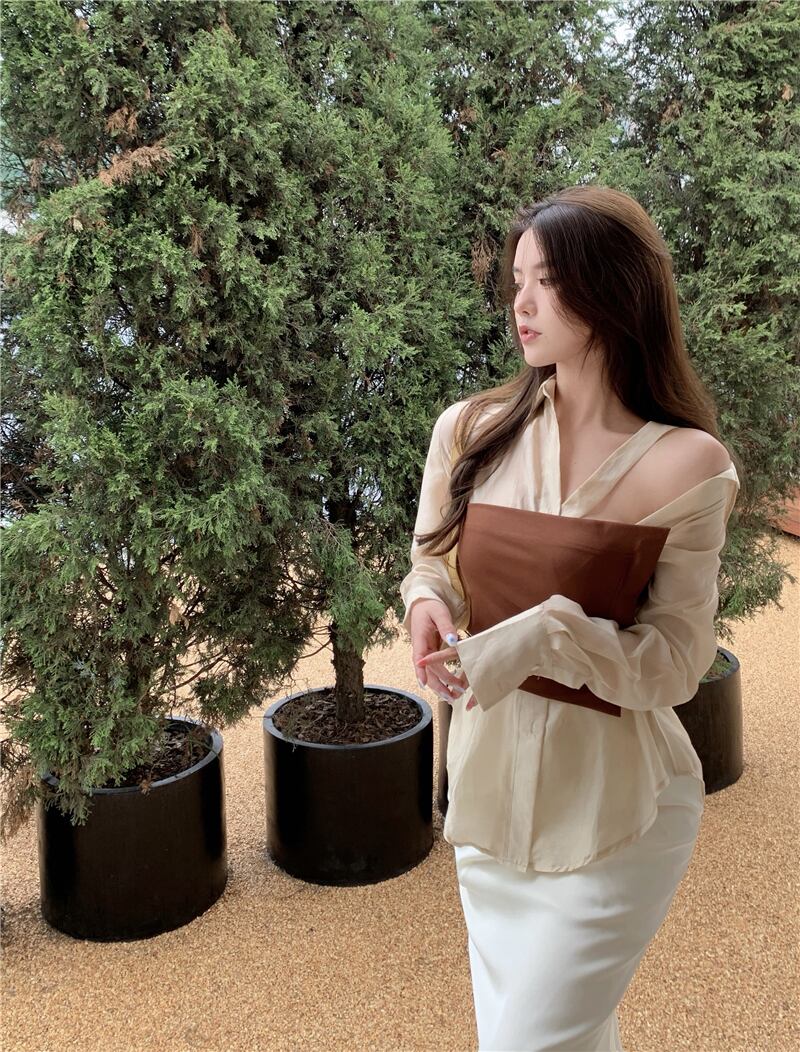 ストラップレスシャツ ジャケット サマー薄手 ロング 夏物 ブラックストロベリース80607128457