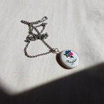 Magdaのパンジー 真鍮のネックレス (&-94)