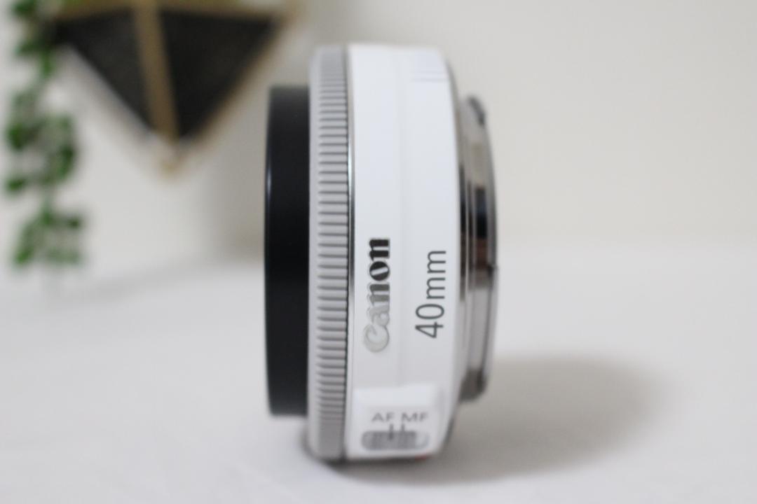 美品✨ Canon EF 40mm F2.8 STM ホワイト 一眼レフ