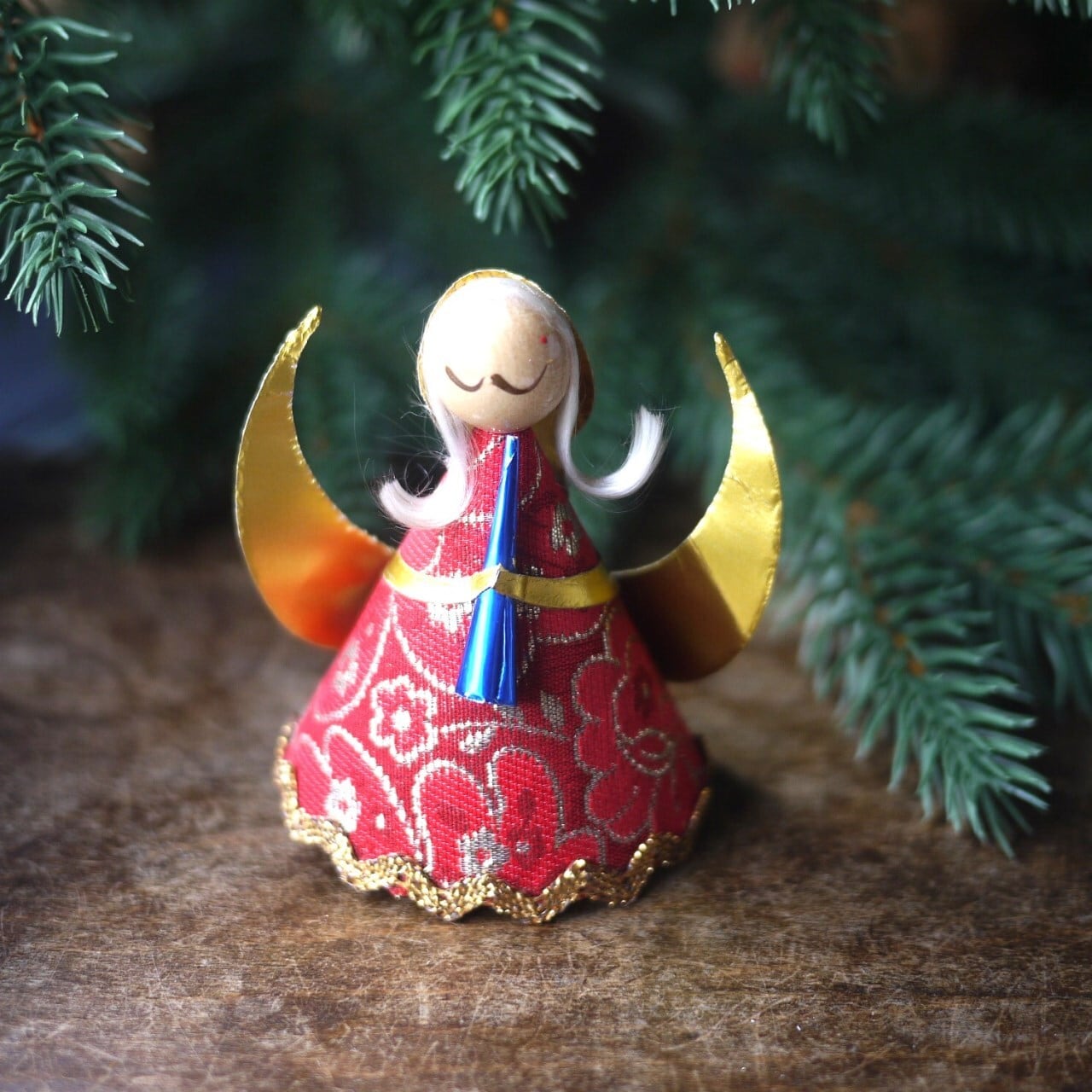 クリスマスツリートッパー ラッパを吹く天使 ドイツ