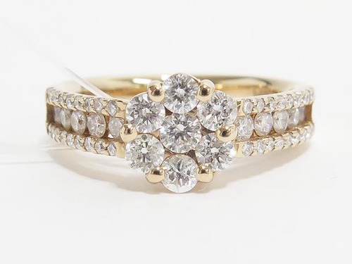 【完売しました】1.00ⅽt ダイヤモンド ハーフエタニティリング ピンクゴールド