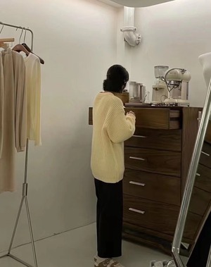 クルーネックカラーニット　AJ2205-513