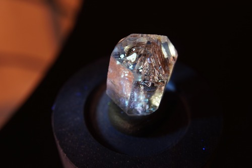 OIL IN QUARTZ-オイルインクォーツ  /発光鉱物