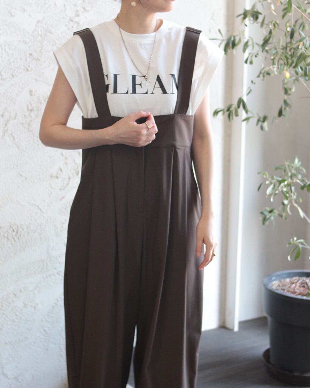 【hunch】ICE TOUCH 接触冷感 テーパードサロペット 新品タグ付き hunch】ICE TOUCH 接触冷感 テーパードサロペット (250772