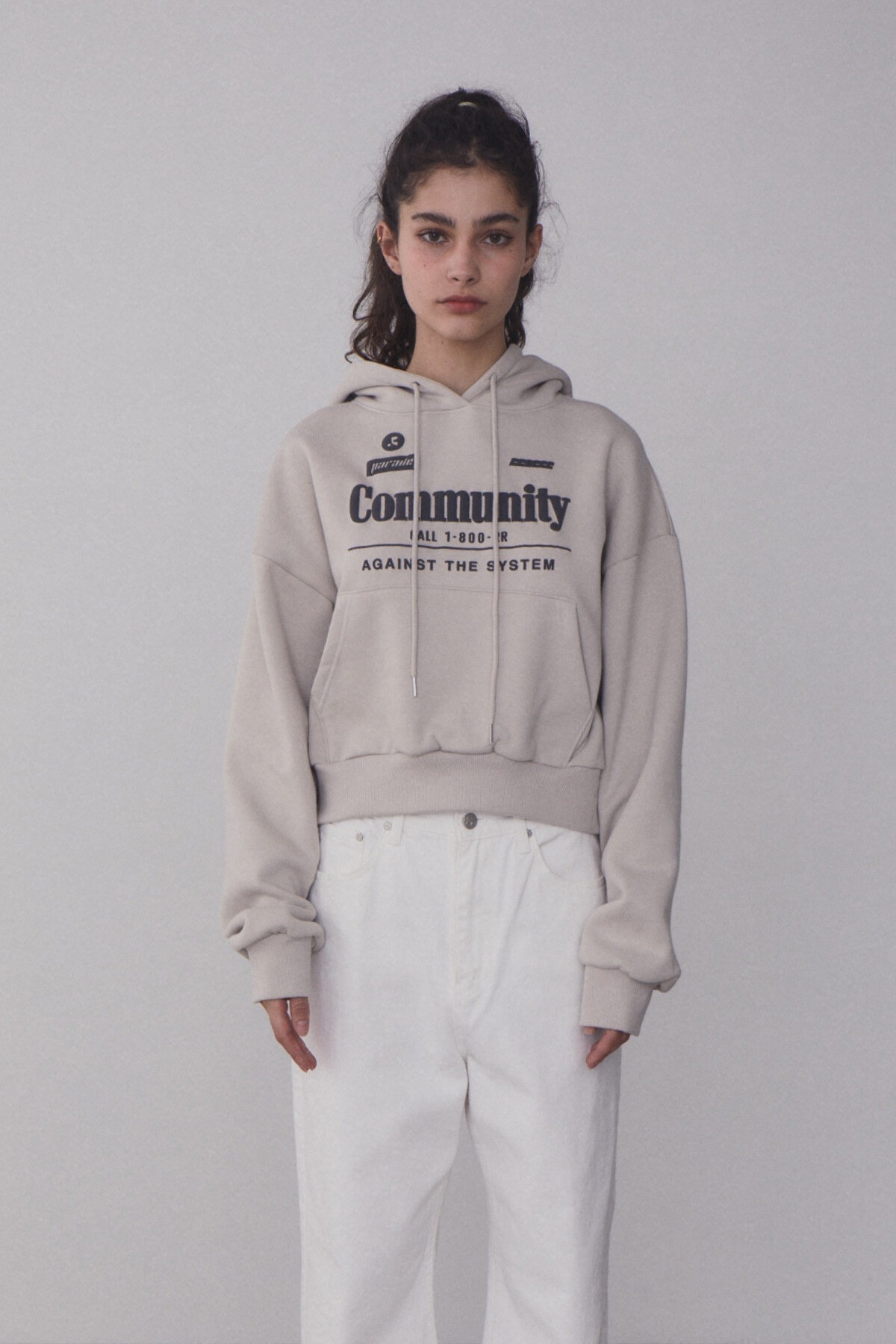[rest & recreation] RR COMMUNITY CROPPED HOODIE - BEIGE 正規韓国ブランド 韓国 ...