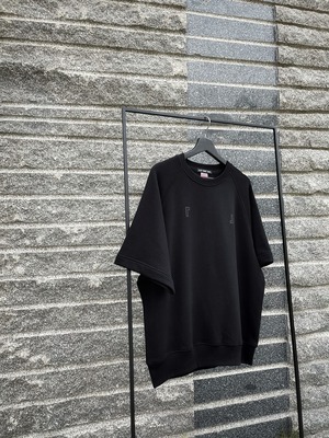 GRAPHIC TOMPKINS KNIT S/S SWEAT  " Taking a break  pt 1 "