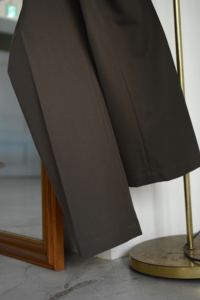 BISOWN / Exclusive " SEMIFLARE EASY SLACKS " (Khaki Brown)