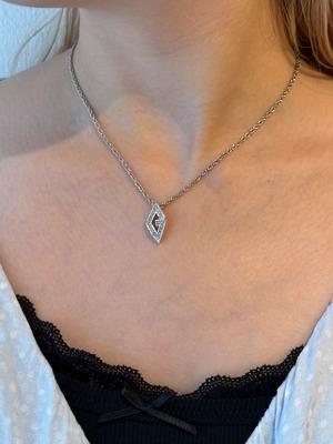 GIVENCHY / vintage silver G logo rhombus necklace.